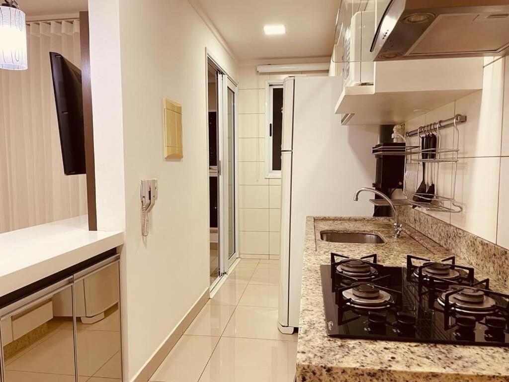 Appartamento 2 Qts.| 4 Hosp. | Ao Lado Do Goiania Shopping Esterno foto