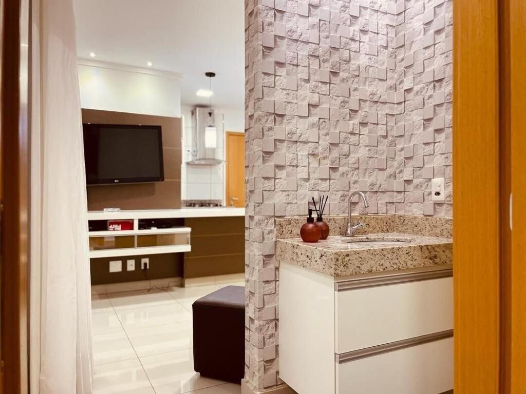 Appartamento 2 Qts.| 4 Hosp. | Ao Lado Do Goiania Shopping Esterno foto