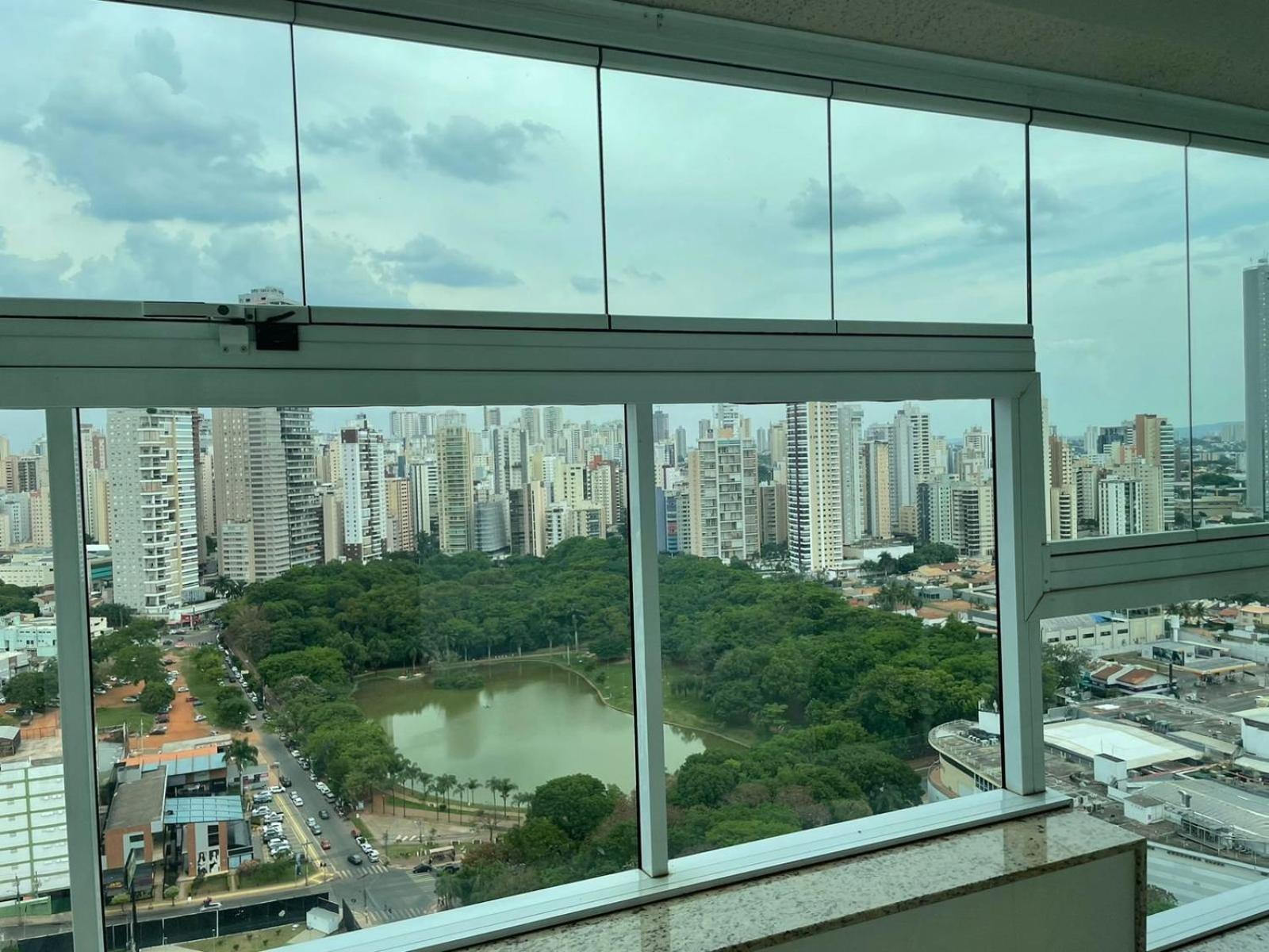 Appartamento 2 Qts.| 4 Hosp. | Ao Lado Do Goiania Shopping Esterno foto